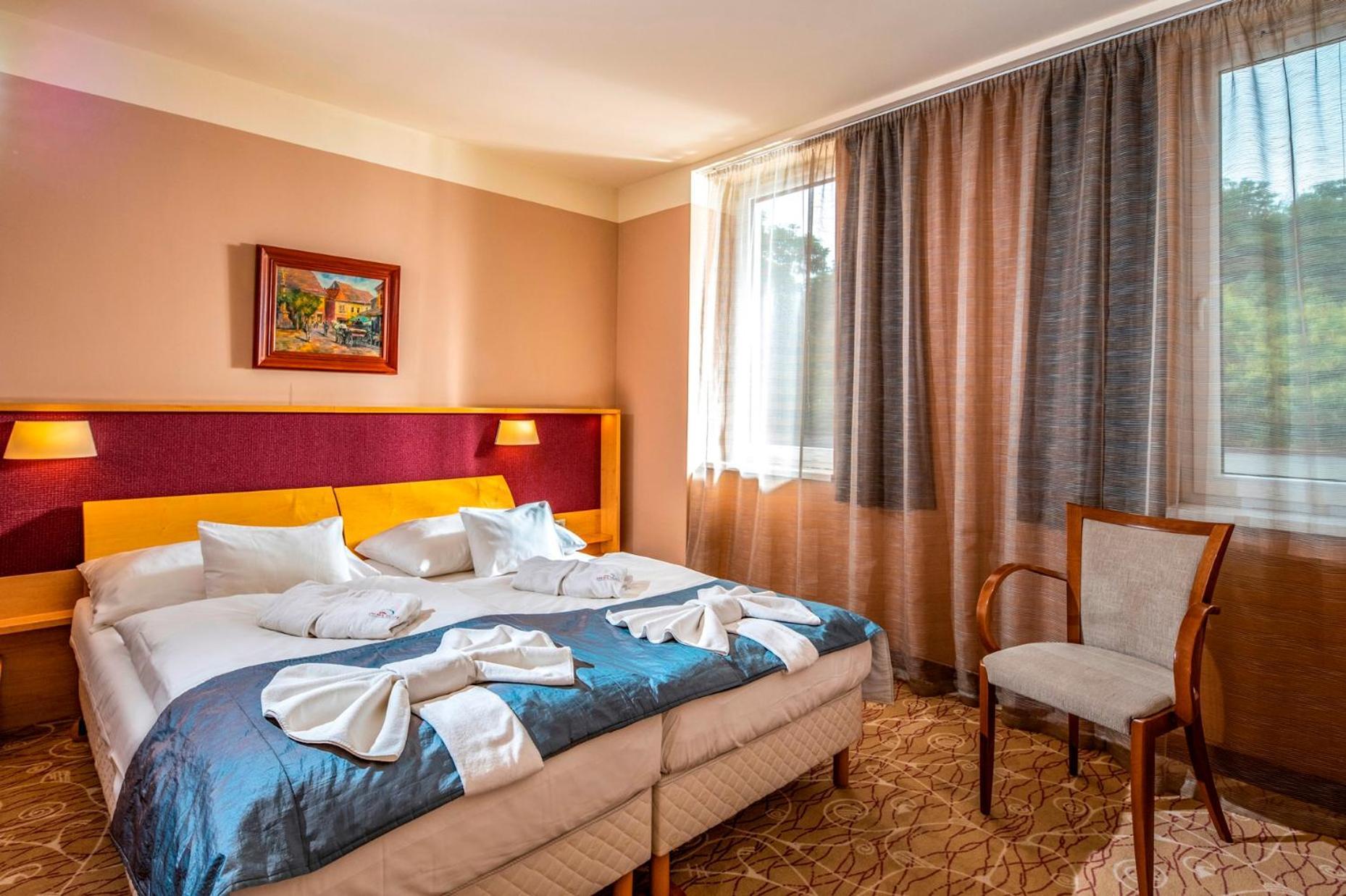 Drava Hotel Thermal Resort Харканы Экстерьер фото
