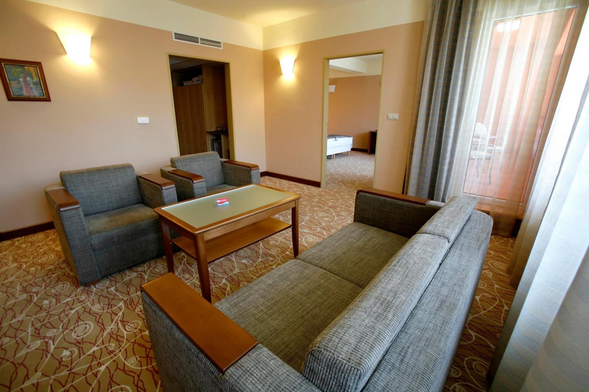 Drava Hotel Thermal Resort Харканы Экстерьер фото